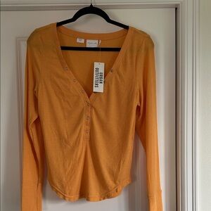 NWT-Urban Outfitters V-Neck Orange Snap Long Sleeve Top